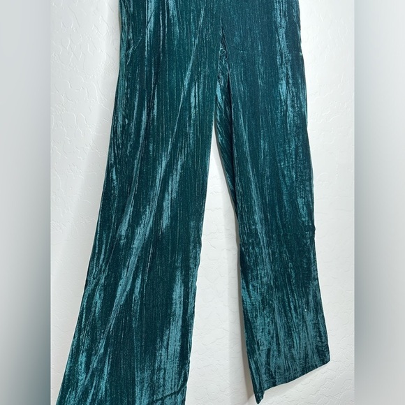 Lulus - Happiest Holiday Emerald Green Crushed Velvet Wide-Leg Pants - Picture 6 of 8